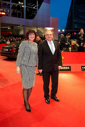 Der Ministerpräsident von Sachsen-Anhalt, Reiner Haseloff und seine Ehefrau Gabriele bei Premiere von "The Monuments Men" während der 64. Internationalen Filmfestspiele.