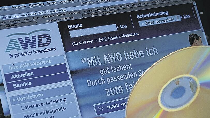 Sehr sensible Daten: AWD ist einer der größten Finanzvertriebe Europas. Die von Carsten Maschmeyer gegründete Firma verkauft Kapitalanlagen, Bausparverträge, Finanzierungen und Versicherungen an Otto-Normalverbraucher. Mittlerweile gehört AWD zur Swiss Life. Foto: dpa Sehr sensible Daten: AWD ist einer der größten Finanzvertriebe Europas. Die von Carsten Maschmeyer gegründete Firma verkauft Kapitalanlagen, Bausparverträge, Finanzierungen und Versicherungen an Otto-Normalverbraucher. Mittlerweile gehört AWD zur Swiss Life. Foto: dpa
