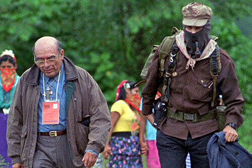 Bischof Samuel Ruiz Garcia (l.) vermittelte im Konflikt mit den Zapatisten-Rebellen.