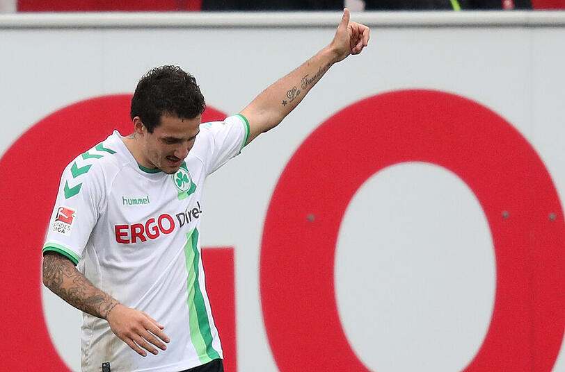 Die Entscheidung: Der Fürther Sercan Sararer jubelt über seinen Treffer zum 2:1 gegen den Vfl Bochum.