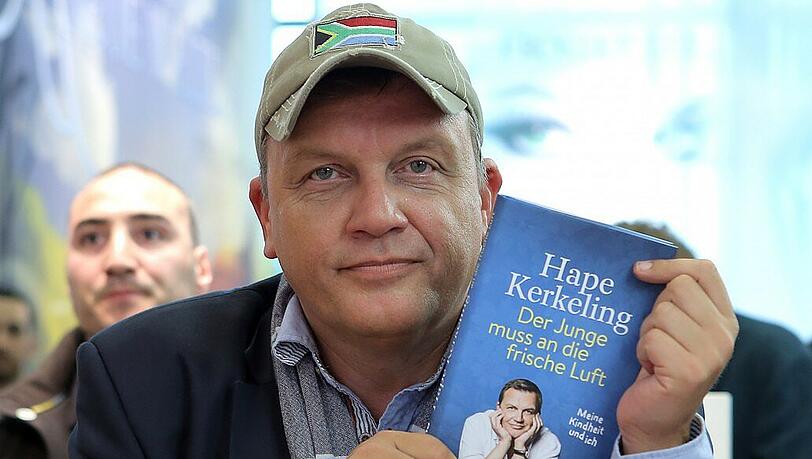 Hape Kerkelings Autobiografie "Der Junge muss an die frische Luft" wird verfilmt.