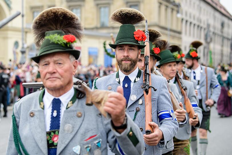 Der Trachten- und Schützenzug zur Münchner Theresienwiese war wieder für Groß und Klein eine tolle Veranstaltung, egal ob als Teilnehmer oder als Zuschauer.