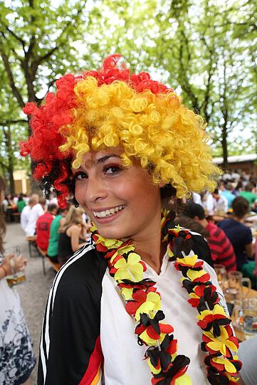 München im Halbfinal-Fieber. Die Bilder vom Public Viewing im Spiel Deutschland gegen Italien.
