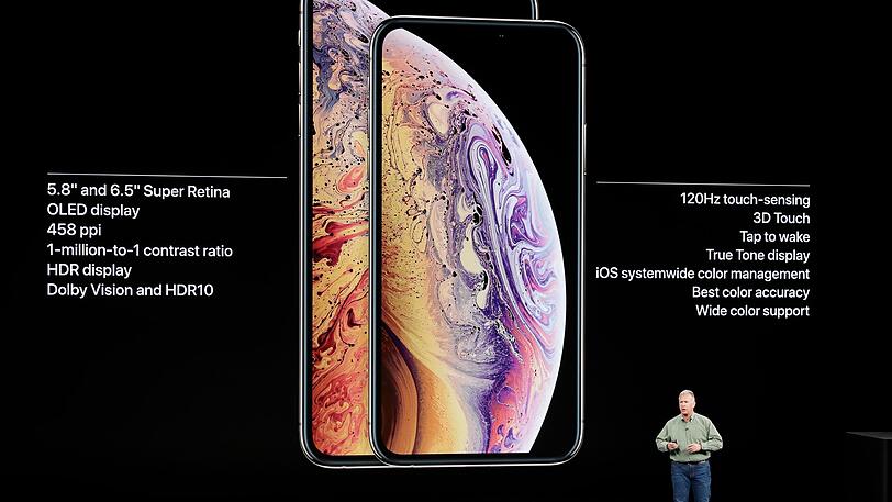 Phil Schiller, Senior Vice President of Worldwide Marketing von Apple, spricht während einer Veranstaltung im Steve Jobs Theater über das Apple iPhone XS und das Apple iPhone XS Max.