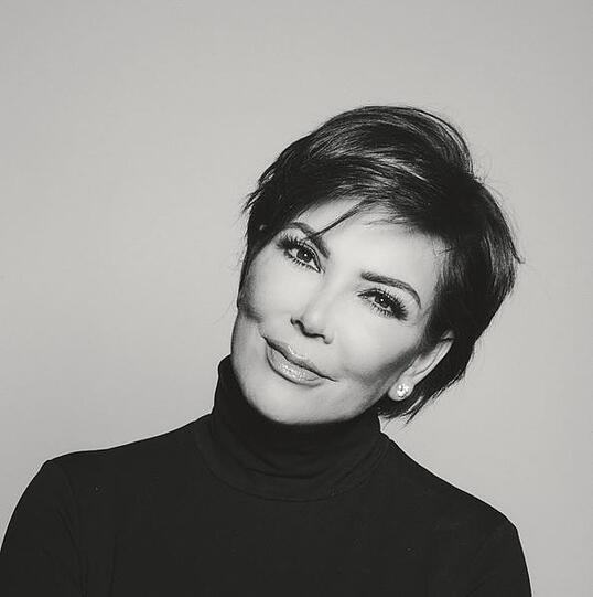 Platz 5: Momager Kris Jenner (61) ein mit 11,5 Millionen Dollar (rund 10,5 Millionen Euro). Sie verdient an den Deals ihrer Kinder mit und streicht das meiste Geld für "Keeping Up with the Kardshians" ein.