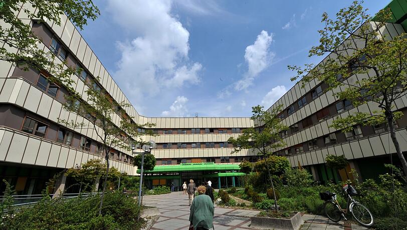 Das städtische Klinikum Bogenhausen. Das städtische Klinikum Bogenhausen.
