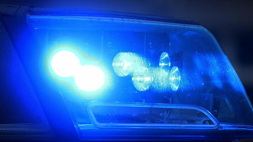 Die alarmierte Polizei konnte die Täter nicht mehr vor Ort antreffen.