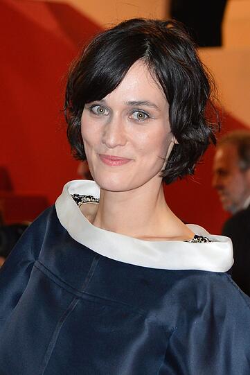 Die schöne Französin Clotilde Hesme präsentiert in Cannes ihren Film "Post Tenebras Lux".