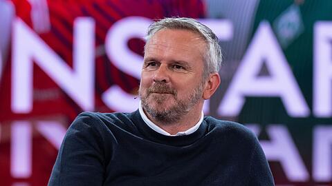 Didi Hamann, Sky Experte, nimmt in einem TV-Studio an einer Presseveranstaltung teil.