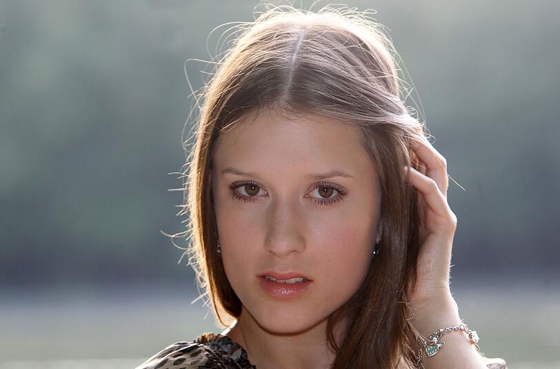Nadia Ciochelli: Sie ist unter den Top 30 der zahlreichen Bewerberinnen. Wird Nadia die "Schöne Münchnerin 2011"?