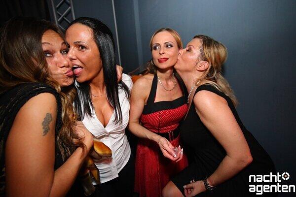 &bdquo;dienstags clubbing&ldquo; im 8 seasons
Mehr Fotos von dieser Party unter: www.nachtagenten.de