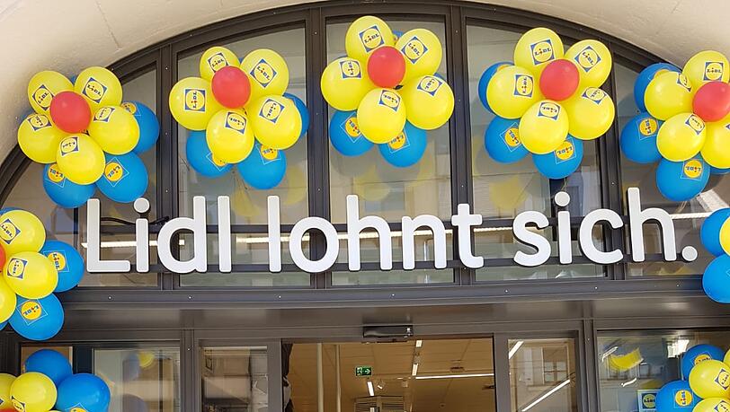 In die alte McDonald's-Filiale am Isartor ist ein Lidl gezogen - der kleinste Deutschlands. In die alte McDonald's-Filiale am Isartor ist ein Lidl gezogen - der kleinste Deutschlands.