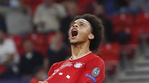 Bayerns Leroy Sane reagiert.