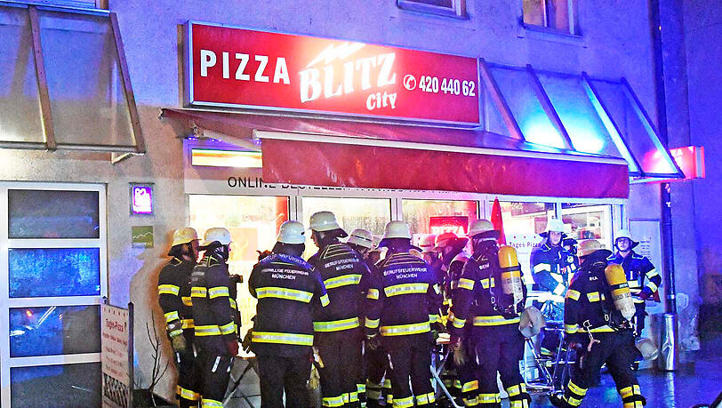 Ein Mehrfamilienhaus in Berg am Laim musste aufgrund eines Brandes evakuiert werden.