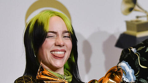 Billie Eilish mit ihren Grammy Awards