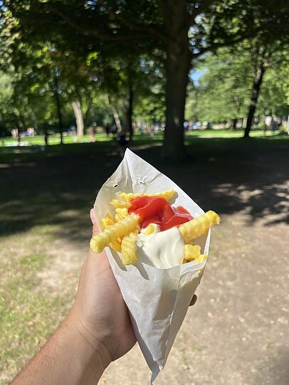 Die Pommes im Maria Einsiedel Bad sind geriffelt.