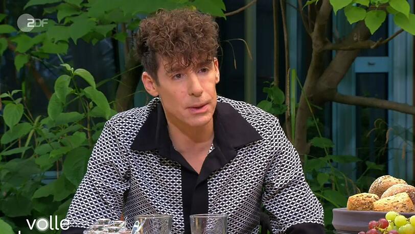 Modedesigner Kilian Kerner sprach bei "Volle Kanne" &uuml;ber die schweren Monate, die hinter ihm liegen.