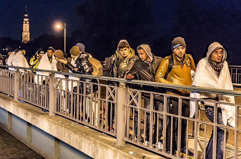 Am Wochenende erreichten 15 000 Flüchtlinge Bayern.