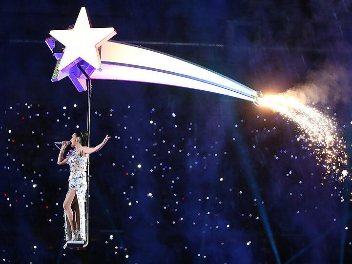 Sie ist ein Star: Mit ihrer Bühnenshow versetzte Katy Perry die Zuschauer des Super Bowls in Begeisterung