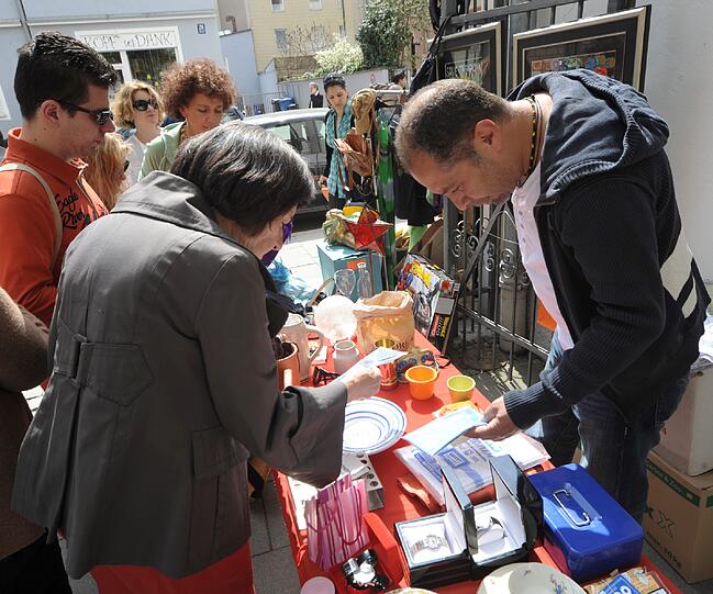 Hofflohmarkt in der Metzstraße