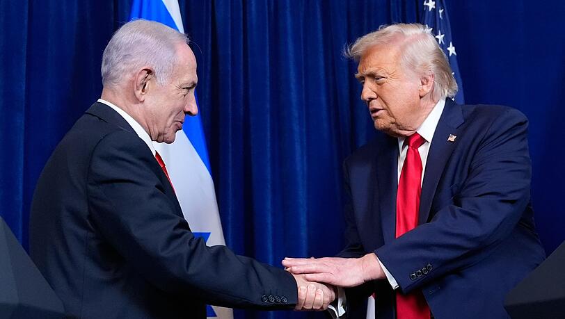 Donald Trump stellt sich dem Szenario einer Festnahme Netajahus in den USA strikt entgegen. (Archivbild) Donald Trump stellt sich dem Szenario einer Festnahme Netajahus in den USA strikt entgegen. (Archivbild)