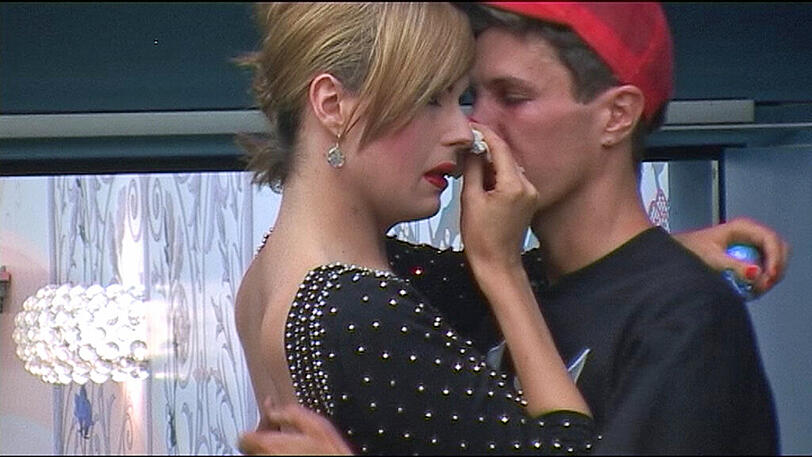 Valencia verlässt freiwillig das &bdquo;Big Brother&ldquo;-Haus: &bdquo;Ich brauche mein Luxusleben. Ich brauche mein Botox&ldquo;! Und: Jasmin, Jordan, Rayo und Florian sind nominiert! Die Bilder aus dem TV-Container
