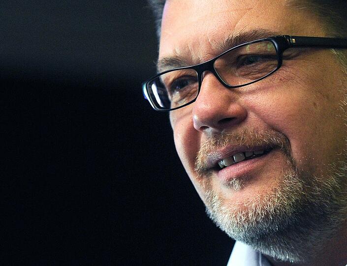 Gerhard Mayrhofer plädiert: "Lasst es uns gemeisam angehen: Löwen jagen im Rudel - und nicht alleine."