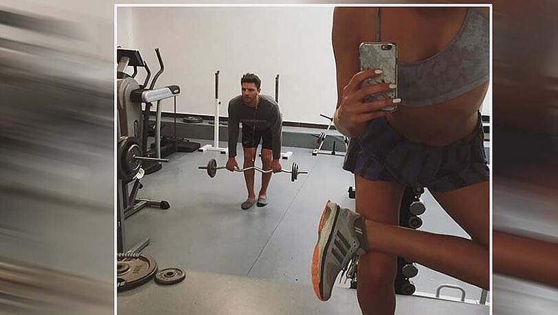 Auch hier postet Toni ein Foto von sich und ihrem Freund beim Training. Chandler Parsons ist übrigens ein erfolgreicher Basketballspieler in den USA. Auch hier postet Toni ein Foto von sich und ihrem Freund beim Training. Chandler Parsons ist übrigens ein erfolgreicher Basketballspieler in den USA.