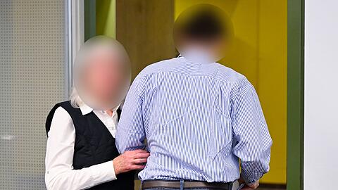 Ein heute 42-J&auml;hriger und seine Eltern sollen im Prozess gegen den Waffenh&auml;ndler falsch ausgesagt haben.