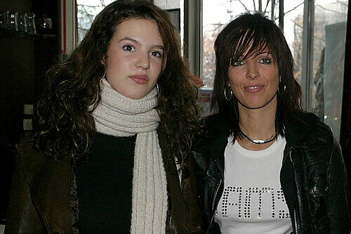 Nena mit ihrer Tochter Larissa: Bald wird die Mama Großmutter.
