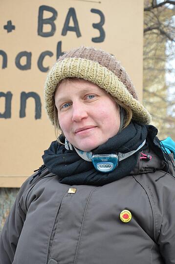 Celine Magnus (34) kämpft als Umweltaktivistin bei "Robin Wood" gegen die Modernisierung des Platzes.