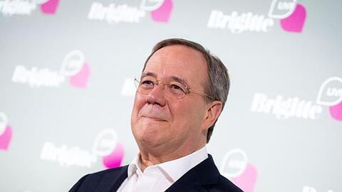 CDU-Kanzlerkandidat Armin Laschet kommt zu der Gesprächsrunde "Brigitte Live".