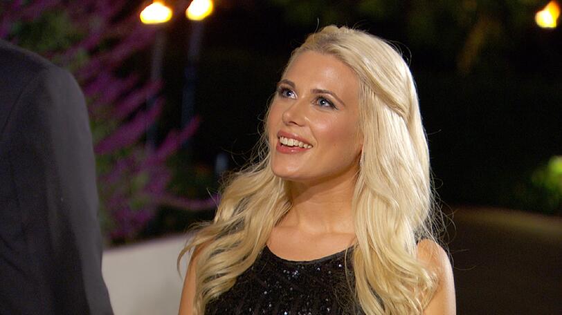 Liesa-Marie freut sich den Bachelor kennenzulernen