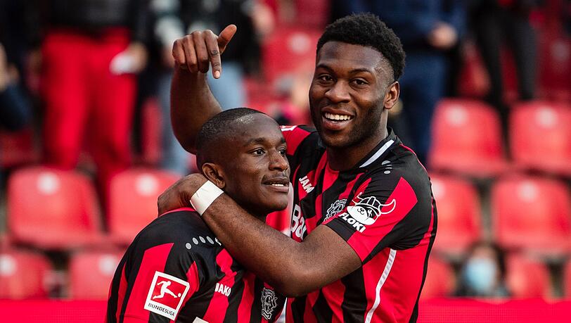 Glänzt in der Rückrunde als Torjäger: Leverkusens Moussa Diaby (l).