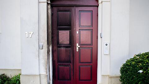 Der Staatsschutz ermittelt, nachdem ein Brandsatz auf eine Synagoge in Oldenburg geworfen wurde.