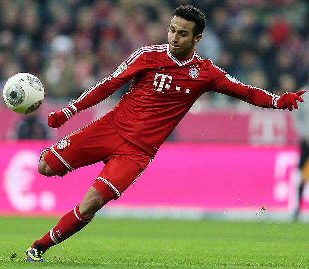 Thiago Alcántara: Gegen Braunschweig (2:0) konnte der Spanier, Peps Wunschspieler, erstmals seit August wieder von Beginn an spielen.
