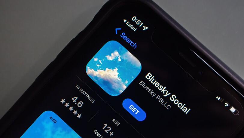 Für einen Bluesky-Account benötigen neue Nutzerinnen und Nutzer einen Einladungscode.