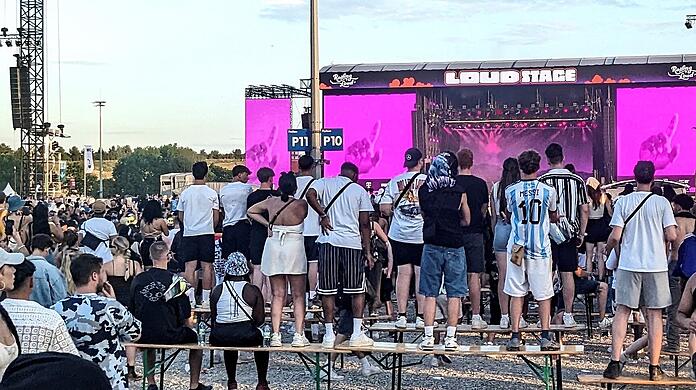 Das ganze Wochenende über gab es beim Hiphop-Festival "Rolling Loud" in München Probleme mit aggressivem Publikum.