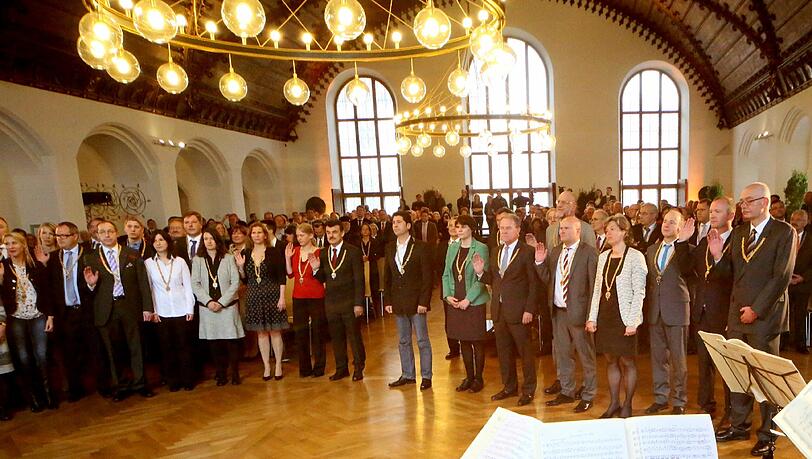 Dieter Reiter wird im Rathaus zum neuen OB von München vereidigt. Dieter Reiter wird im Rathaus zum neuen OB von München vereidigt.