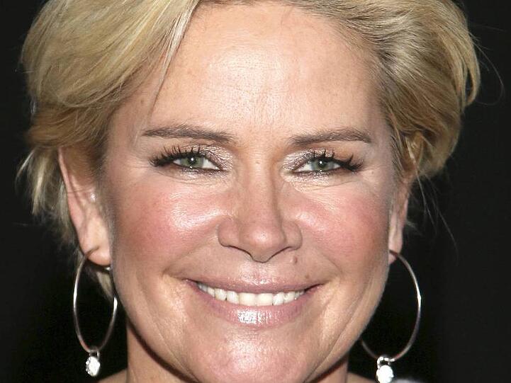 Claudia Effenberg schaut sich gerne Kiefer Sutherland an