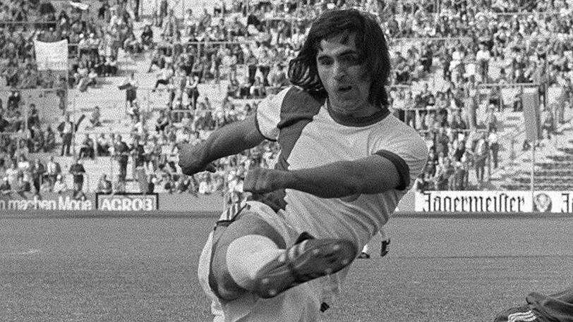 GERD MÜLLER: Mittelstürmer - Umgerechneter Marktwert: 205 Millionen Euro - Beim FC Bayern aktiv: 1965 bis 1979 - Bewertete Saison: 1971/72