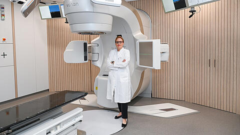 Ärztin Stephanie Combs trägt die Verantwortung für 100 Klinik-Mitarbeiter. Ärztin Stephanie Combs trägt die Verantwortung für 100 Klinik-Mitarbeiter.