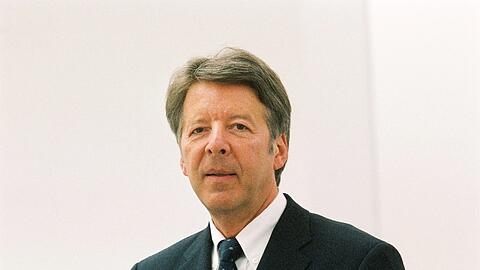 Der Komponist und Dirigent Peter Ruzicka leitet seit 1996 die Musiktheater-Biennale. Die Stadt sucht einen Nachfolger.