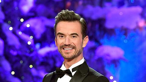 Florian Silbereisen heißt in seiner Weihnachtsshow "Alle singen Weihnachten - Das große Adventsfestsingen 2022" viele Stars willkommen.