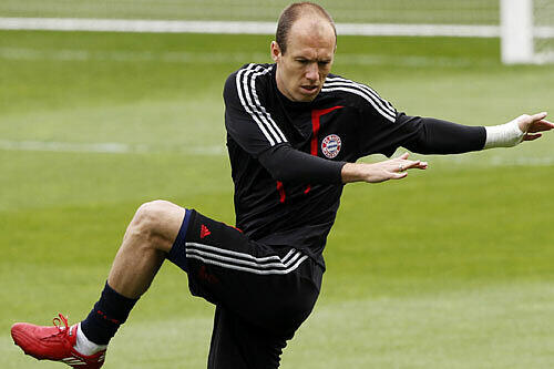 Kehrt vorzeitig nach München zurück und wird am Training der Bayern teilnehmen: Arjen Robben.
