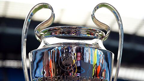 Die UEFA-Champions-League-Trophäe.