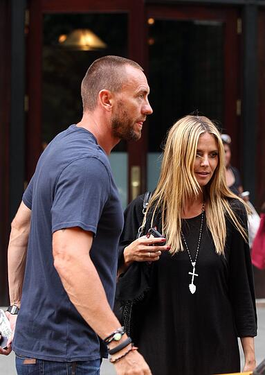 Anfang 2014 bestätigte Heidi Klum die Trennung von ihrem Bodyguard Martin Kristen. Die beiden kamen kurz nach dem Ehe-Aus mit Seal zusammen und waren knapp zwei Jahre glücklich.
