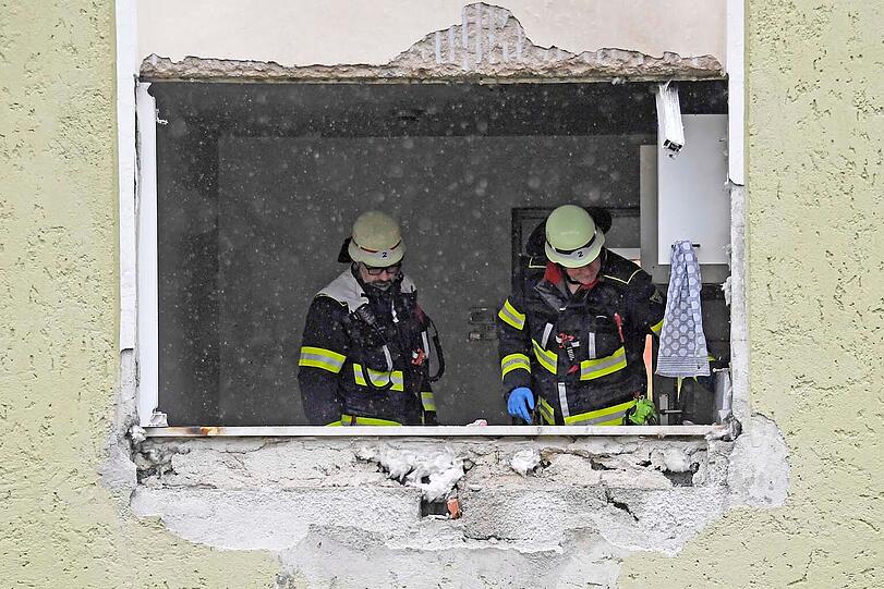 Bei der Verpuffung in der Erdgeschosswohnung am 25. April war der Mann schwer verletzt worden, jetzt ist er gestorben.