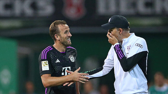 Harry Kane und Thomas Tuchel beim FC Bayern. Hat ein ausbleibender Elfmeterpfiff für dieses Bild gesorgt?