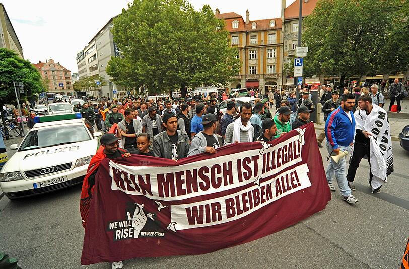 Flüchtlinge aus Syrien demonstrierten am Mittwoch in München.